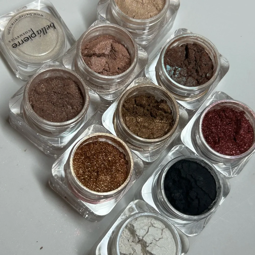 Mica bella Shimmering Eyeshadow Stack
